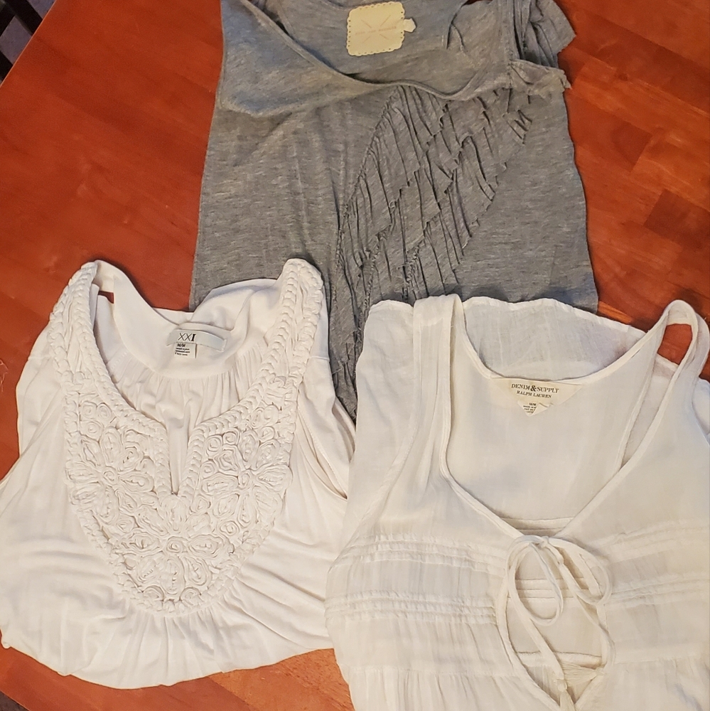 Tank tops medium